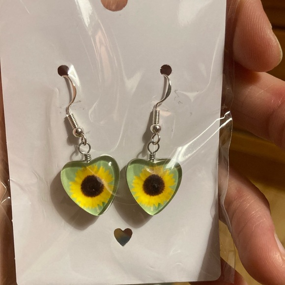 heart earrings - Picture 1 of 3